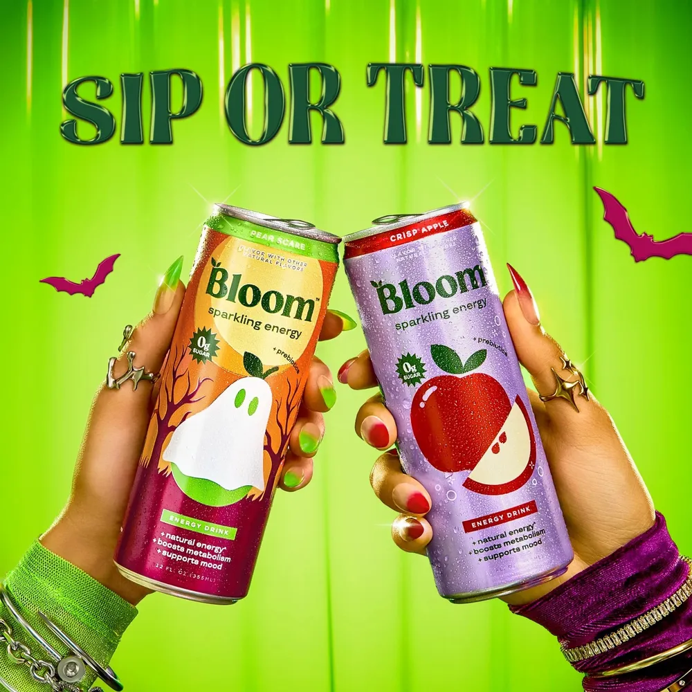 Bloom Pear Scare and Crisp Apple lifestyle image
